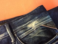 gas-and-chris-couture-reparation-jeans-taille-atelier-de-couture.jpg - 8.jpg